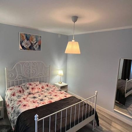 Apartamento Turistico Plaza III Monforte De Lemos Εξωτερικό φωτογραφία